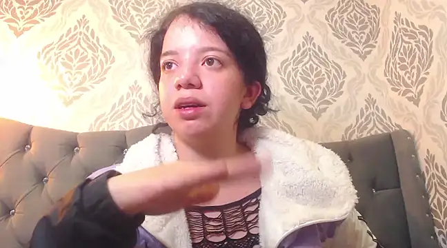 EmmaCowperr online show from February 27, 12:56 pm