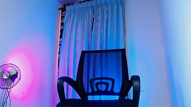 DanteSantoro online show from February 24, 9:13 pm