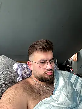 Snapshot of yxssxn24403 chatting on October 3, 9:50 am yxssxn24403 online show from October 3, 9:50 am