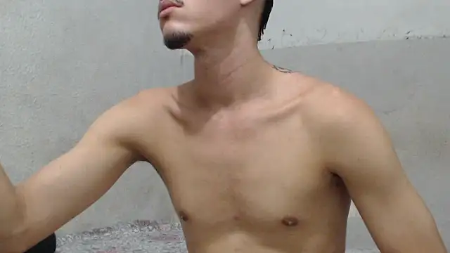 MicaelRian69 online show from May 29, 9:57 pm