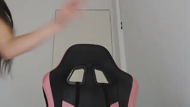 Emily Guerra1 online show from February 27, 3:15 pm