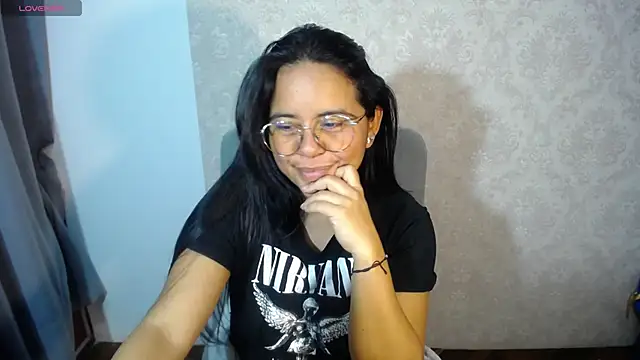 Snapshot of kendra__mamba chatting on January 16, 4:38 am kendra mamba online show from January 16, 4:38 am