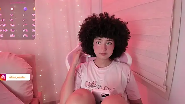 Alice winter  online show from February 5, 6:12 pm