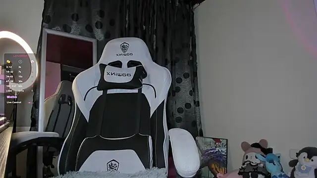 satanbabee online show from February 25, 11:55 pm