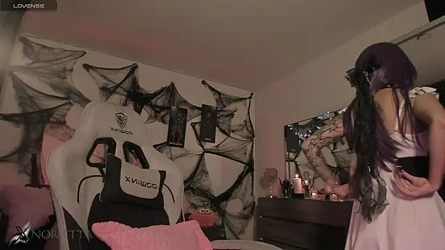 satanbabee online show from October 12, 10:53 pm