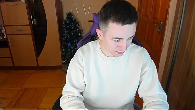 Snapshot of bigmark033 chatting on February 11, 10:48 am bigmark033 online show from February 11, 10:48 am