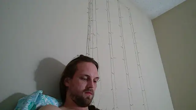 Snapshot of VitaminmanFL chatting on December 24, 11:38 am VitaminmanFL online show from December 24, 11:38 am