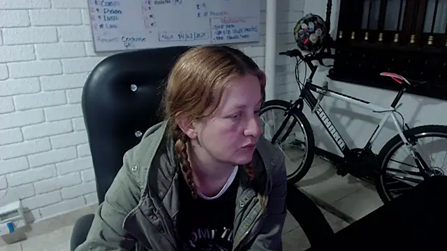 ViioletaMora online show from February 27, 3:25 am