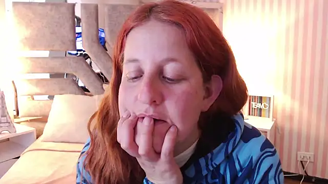 ViioletaMora online show from March 17, 2:19 am