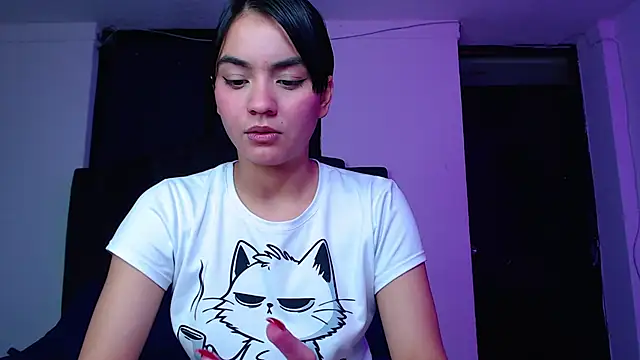 Ariel Zeo1 online show from February 21, 7:37 pm