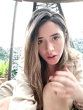 maliciaworld online show from December 4, 5:33 pm