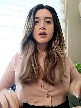 maliciaworld online show from February 13, 5:11 pm