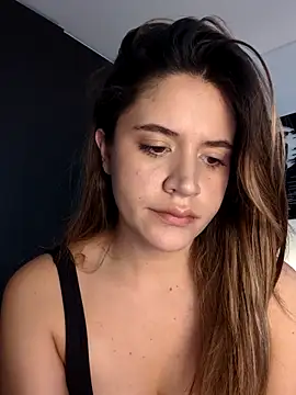 maliciaworld online show from October 3, 8:39 pm