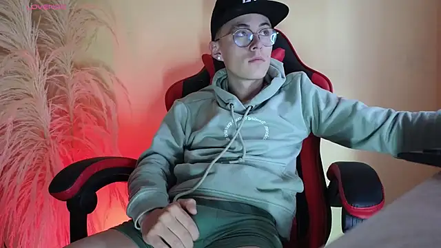 Elian Cooper online show from February 26, 12:47 pm