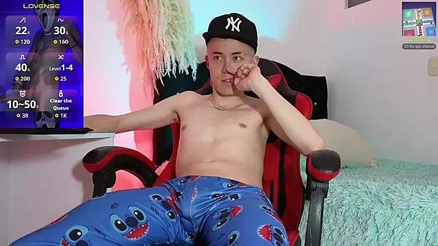 Elian Cooper online show from November 10, 2:10 am