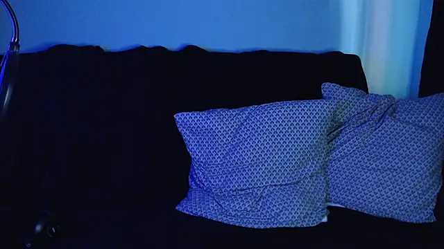 Snapshot of axxxturel chatting on December 14, 8:02 am axxxturel online show from December 14, 8:02 am