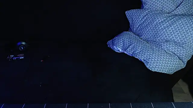 Snapshot of axxxturel chatting on December 22, 5:12 am axxxturel online show from December 22, 5:12 am