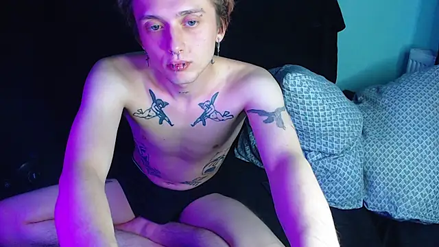 Snapshot of axxxturel chatting on December 23, 1:51 am axxxturel online show from December 23, 1:51 am