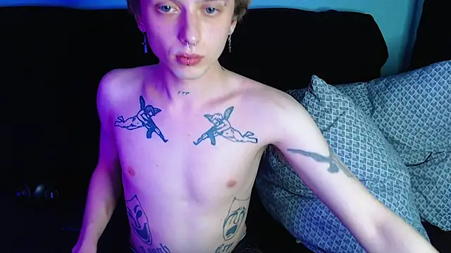 Snapshot of axxxturel chatting on December 28, 1:18 am axxxturel online show from December 28, 1:18 am