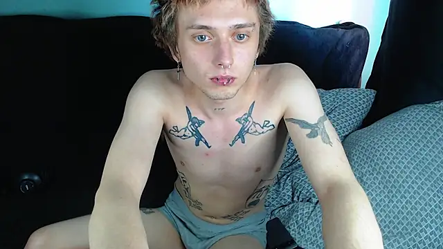 Snapshot of axxxturel chatting on January 3, 9:04 am axxxturel online show from January 3, 9:04 am