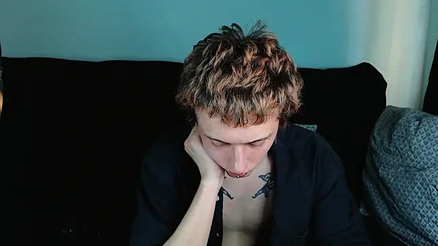 Snapshot of axxxturel chatting on January 10, 1:31 pm axxxturel online show from January 10, 1:31 pm