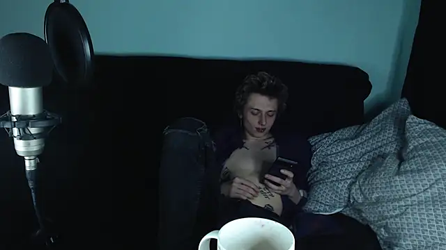 Snapshot of axxxturel chatting on January 12, 9:19 pm axxxturel online show from January 12, 9:19 pm