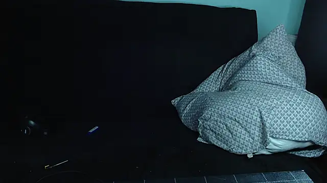 Snapshot of axxxturel chatting on January 28, 1:39 am axxxturel online show from January 28, 1:39 am