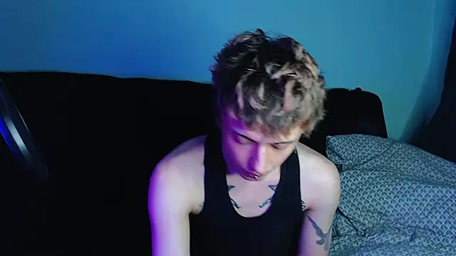 Snapshot of axxxturel chatting on February 14, 11:31 pm axxxturel online show from February 14, 11:31 pm