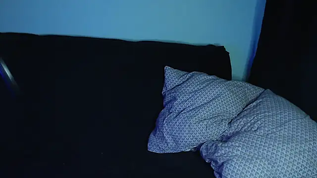 Snapshot of axxxturel chatting on February 18, 11:08 pm axxxturel online show from February 18, 11:08 pm