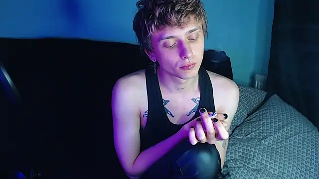 Snapshot of axxxturel chatting on February 19, 2:12 am axxxturel online show from February 19, 2:12 am