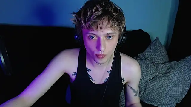 Snapshot of axxxturel chatting on March 16, 2:32 am axxxturel online show from March 16, 2:32 am