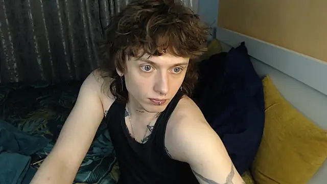 Snapshot of axxxturel chatting on November 17, 12:27 am axxxturel online show from November 17, 12:27 am