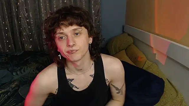 Snapshot of axxxturel chatting on December 15, 3:22 am axxxturel online show from December 15, 3:22 am