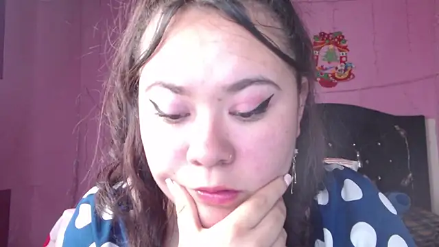 Snapshot of NikkiRous_ chatting on February 12, 4:44 pm NikkiRous online show from February 12, 4:44 pm