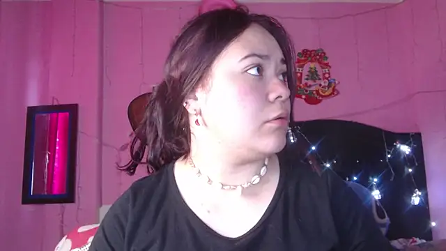 Snapshot of NikkiRous_ chatting on November 10, 1:21 pm NikkiRous online show from November 10, 1:21 pm