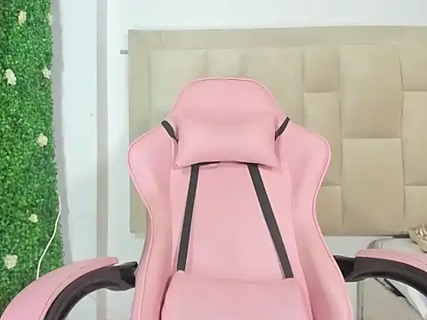 Milk anastasia online show from February 22, 7:47 pm