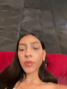 Snapshot of Ema_azel chatting on February 28, 1:47 pm Ema azel online show from February 28, 1:47 pm