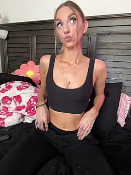 BrattyBae xo online show from January 12, 7:21 pm