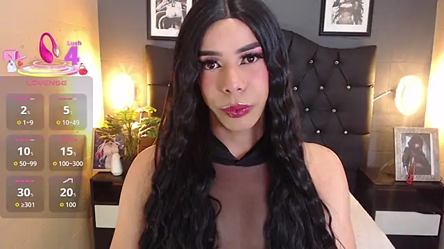 Snapshot of Giorgina_Parado chatting on October 10, 9:25 pm Giorgina Parado online show from October 10, 9:25 pm