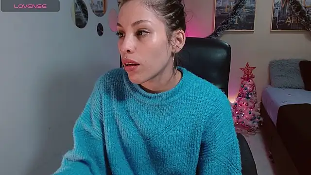 KokoAndRin online show from December 18, 3:44 pm