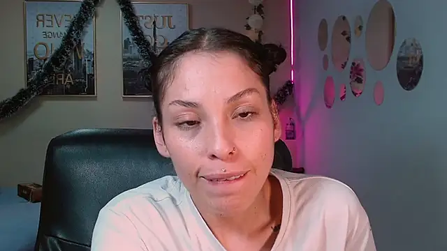 KokoAndRin online show from December 20, 11:16 pm