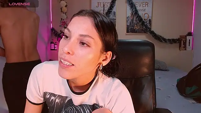 KokoAndRin online show from December 24, 7:11 pm