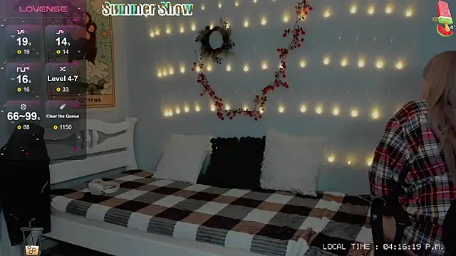 Snapshot of Crystal_Chris chatting on January 11, 9:57 am Crystal Chris online show from January 11, 9:57 am