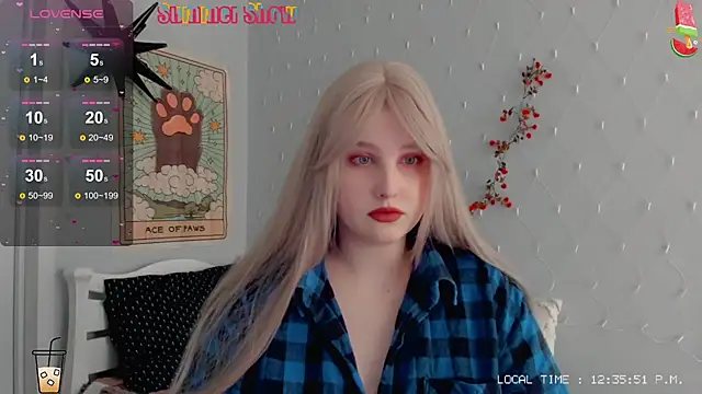 Snapshot of Crystal_Chris chatting on January 13, 10:36 am Crystal Chris online show from January 13, 10:36 am