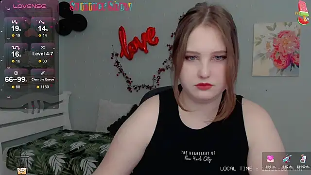 Snapshot of Crystal_Chris chatting on February 28, 10:30 am Crystal Chris online show from February 28, 10:30 am