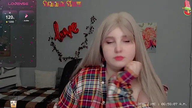 Snapshot of Crystal_Chris chatting on March 15, 4:57 am Crystal Chris online show from March 15, 4:57 am