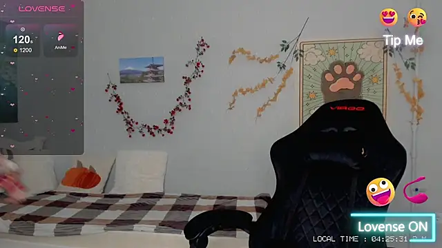 Snapshot of Crystal_Chris chatting on November 28, 2:20 pm Crystal Chris online show from November 28, 2:20 pm