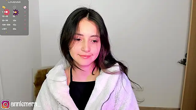 annie mora online show from February 26, 4:14 am