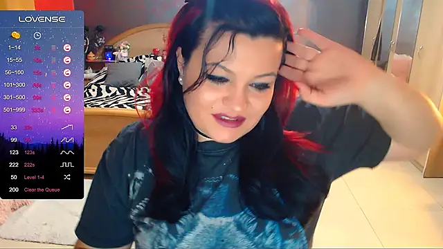 Ariellefoxy online show from December 23, 10:12 pm