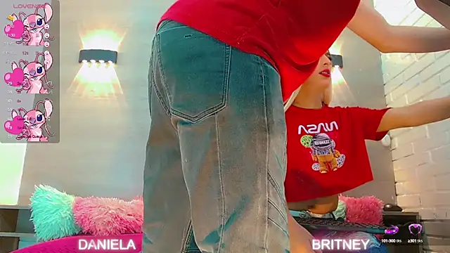 Daniela Pink  online show from March 6, 8:48 pm